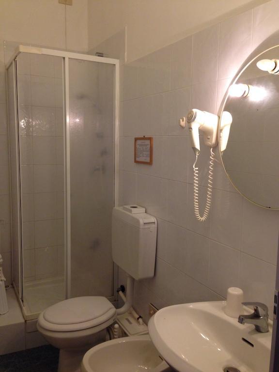 Albergo Villagrande Varazze Værelse billede